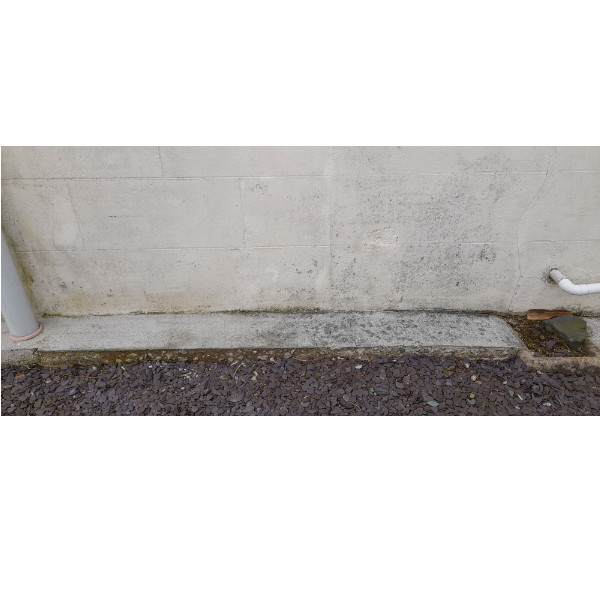 Concrete cleaning contrast